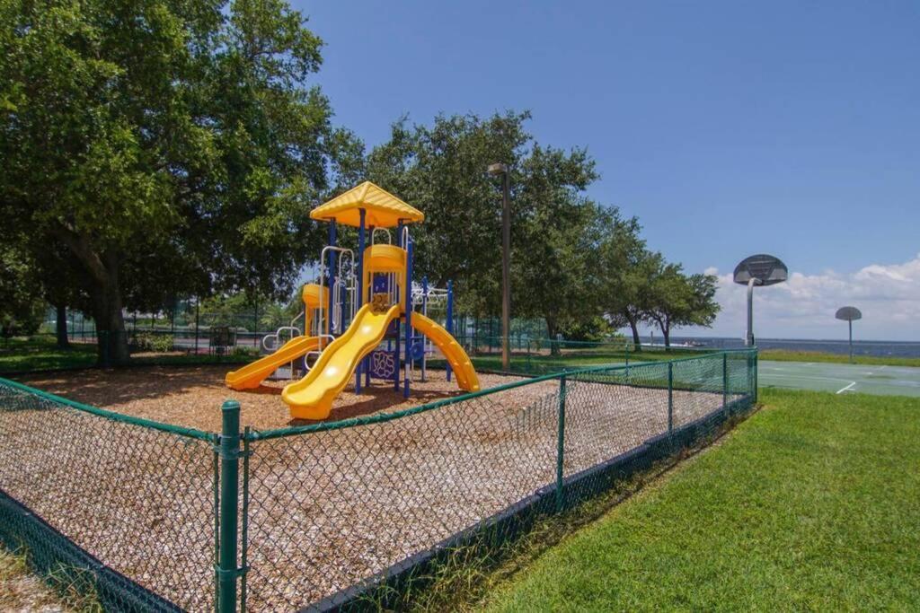 Riverview, Studio 507, Beach Steps Away!+Pool+Wifi Ruskin Exterior foto